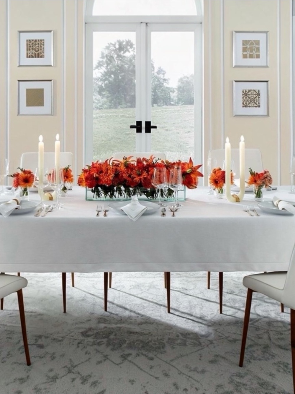 New! SFERRA Oblong White Jacquard Tablecloth 70”x124”